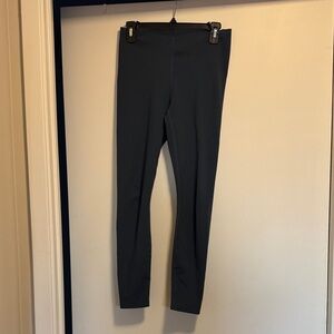 Silky Soft Fabletics Seamless Leggings Size S